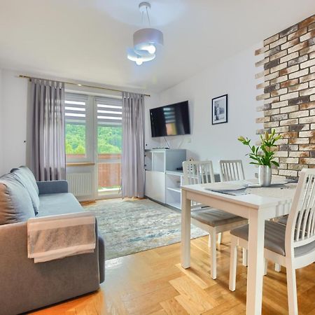 Apartamenty Bieszczadzki Aniol Ustrzyki Dolne Esterno foto