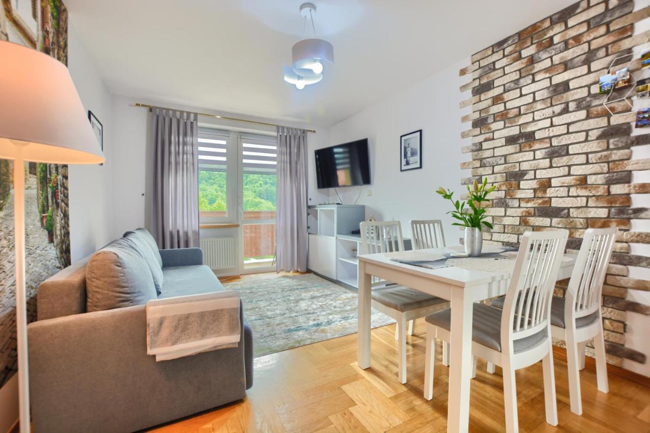 Apartamenty Bieszczadzki Aniol Ustrzyki Dolne Esterno foto