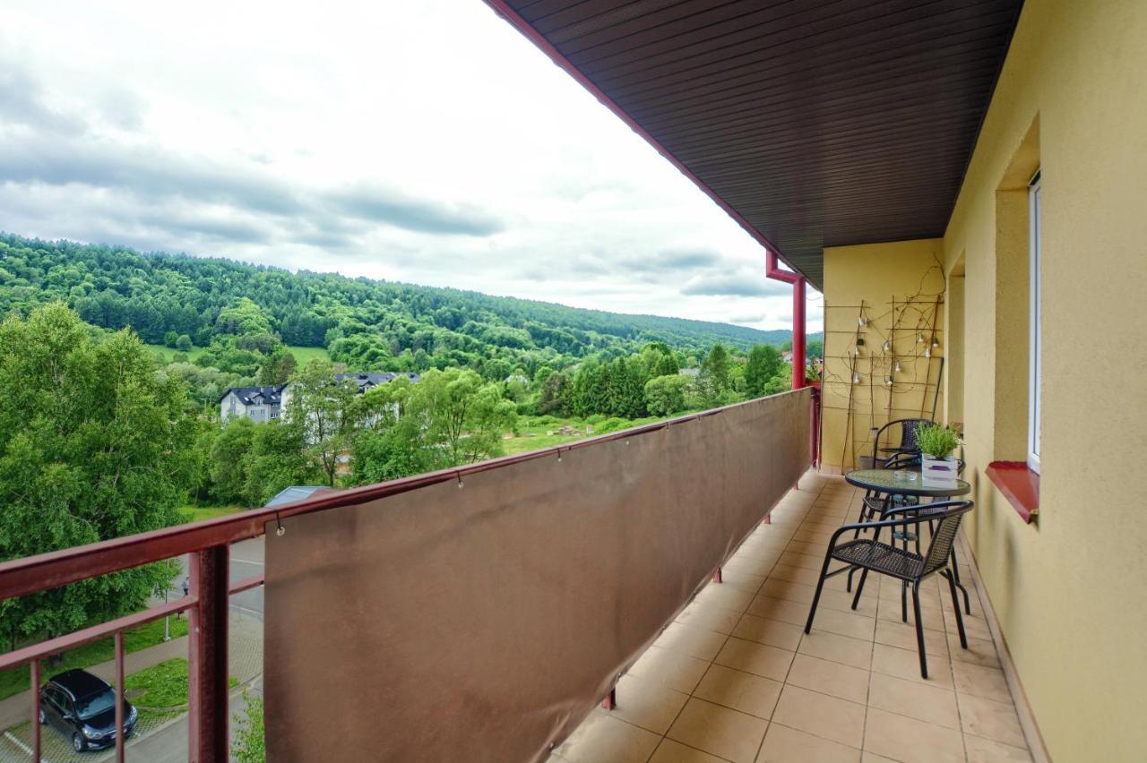 Apartamenty Bieszczadzki Aniol Ustrzyki Dolne Esterno foto