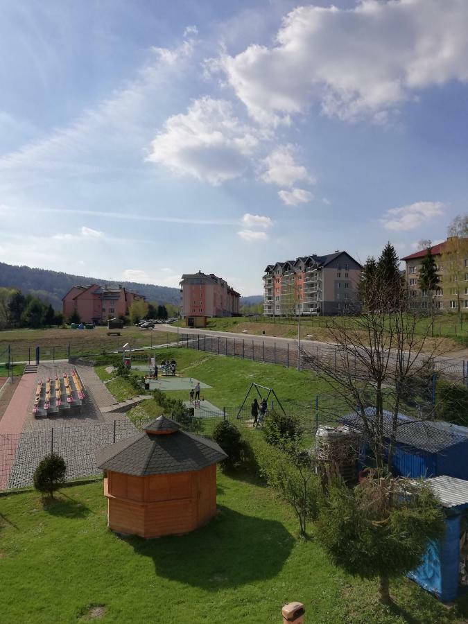 Apartamenty Bieszczadzki Aniol Ustrzyki Dolne Esterno foto